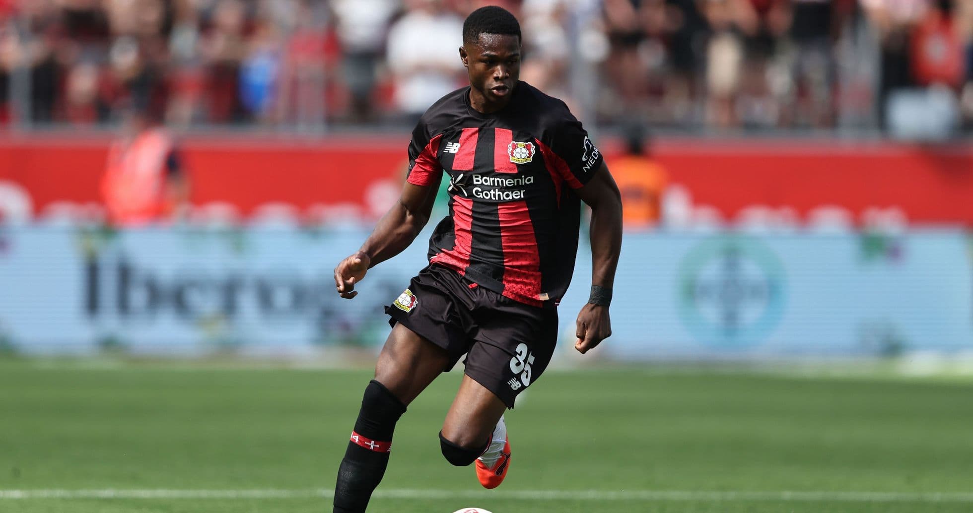 Newcastle United y Aston Villa preparan ofensiva por Christian Kofane en enero