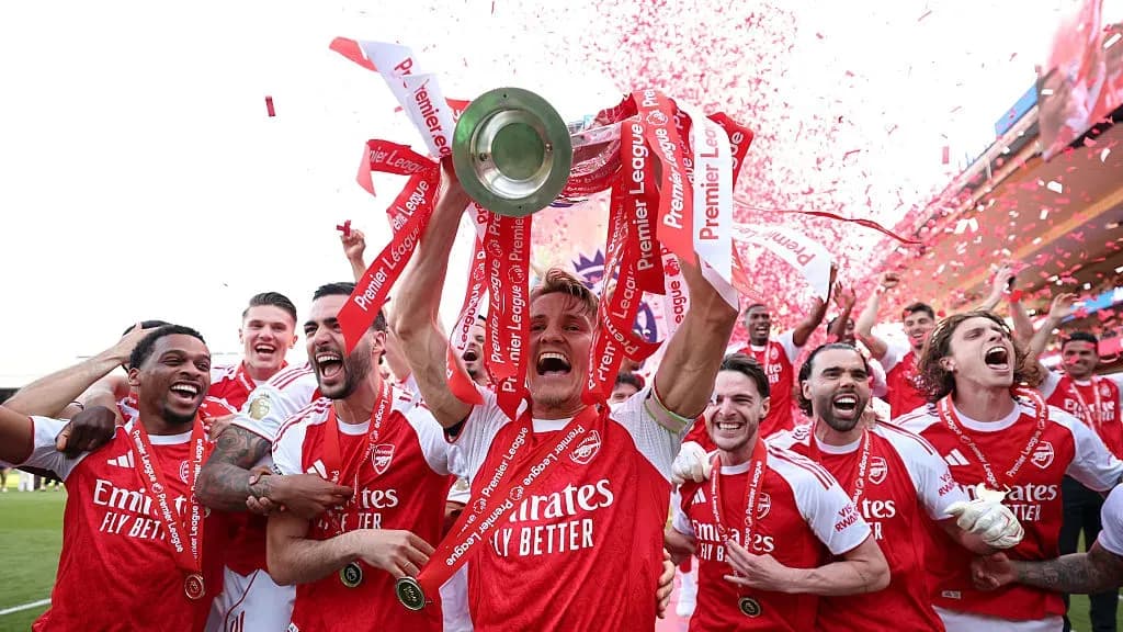 Cómo apostar en la Premier League: Guía completa de tipos de apuestas, promociones y términos clave
