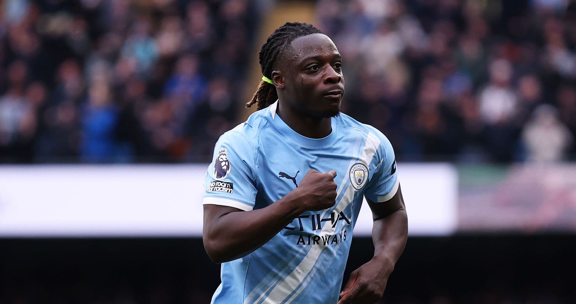 Jeremy Doku renueva por cinco años con el Manchester City hasta 2031