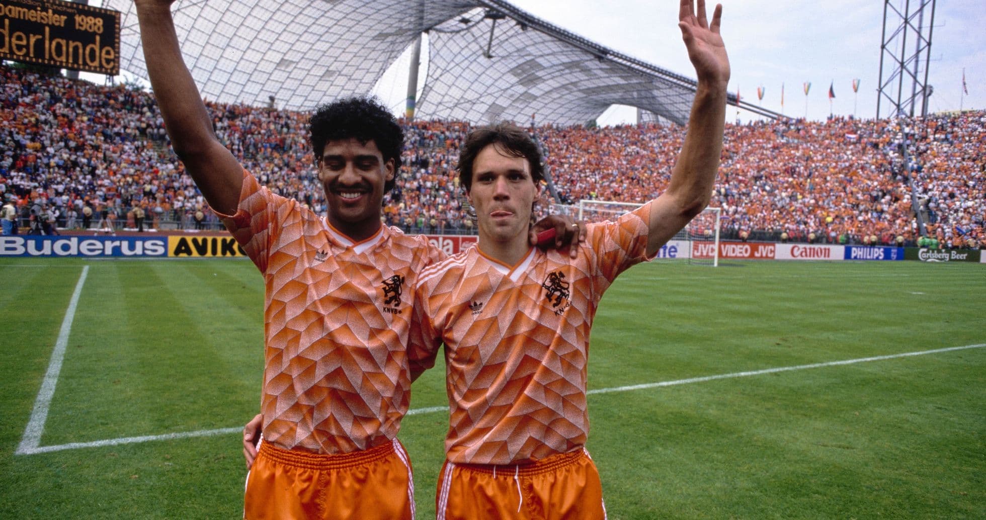 Holanda vence a Alemania en Hamburgo con gol decisivo de Van Basten en semifinales de Euro 1988
