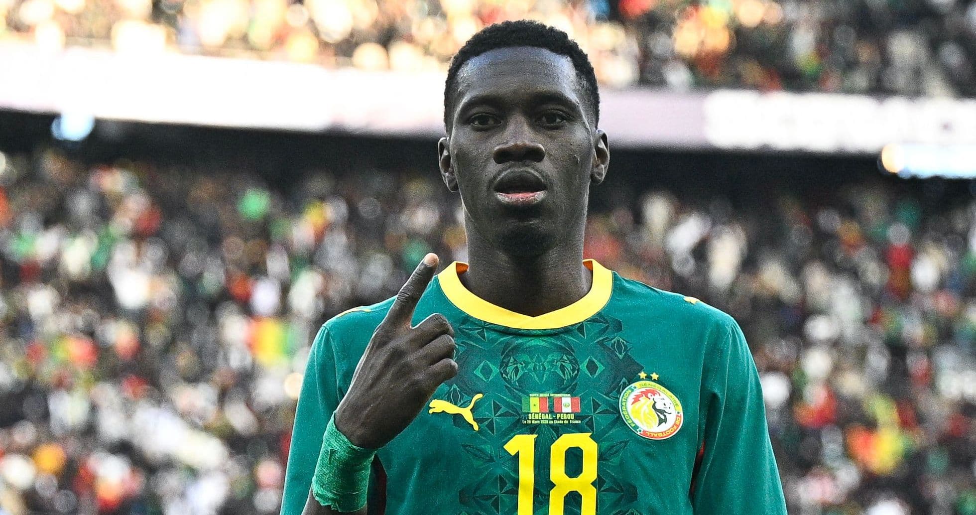 Pierre Sage reconoce la dificultad del interés de Liverpool en Ismaila Sarr y aclara su situación médica