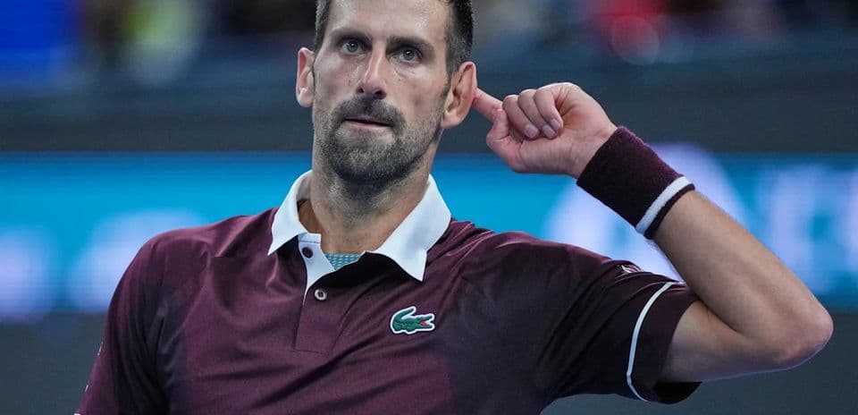 Djokovic conquista su séptimo título en el China Open tras la lesión de De Minaur en la final