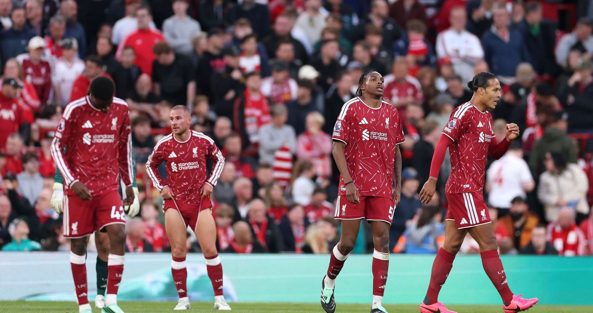 Calificaciones de jugadores del Liverpool ante Man City: Wirtz decepciona y Frimpong humillado tras expulsión de Gravenberch en derrota 0-3