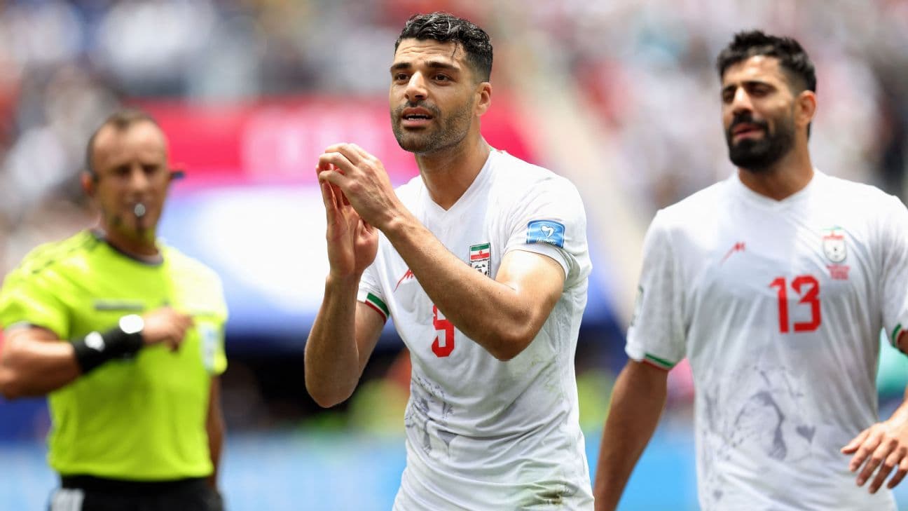 Análisis VAR en el Mundial: ¿Por qué fue anulado el gol de Irán? ¿Merecía Ngoy la tarjeta roja?