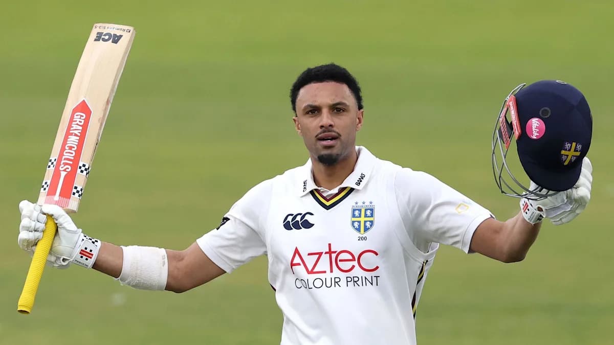 Emilio Gay brilla con 141 para Durham en su inicio contra Lancashire
