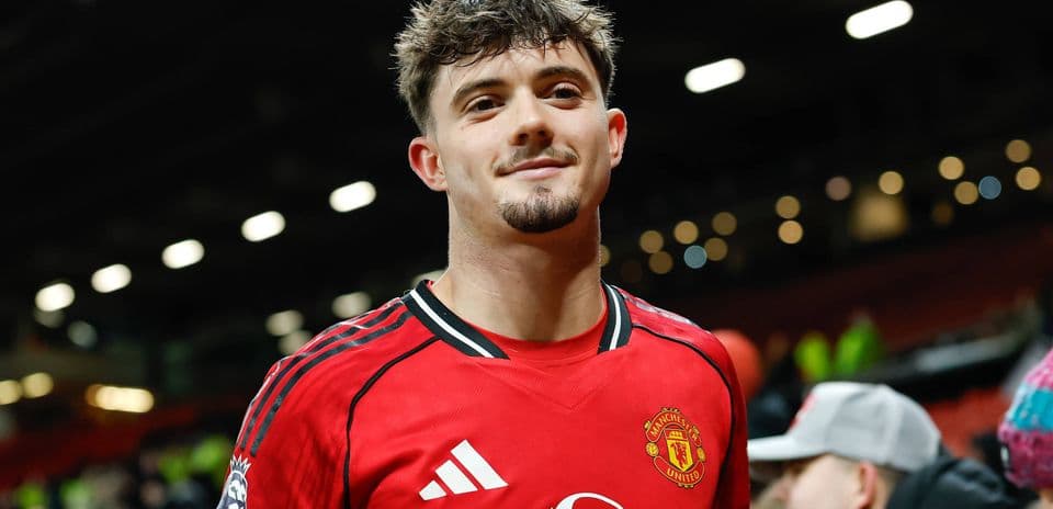 Sydney FC ficha a la promesa de Manchester United, James Overy, con la mira puesta en los Socceroos