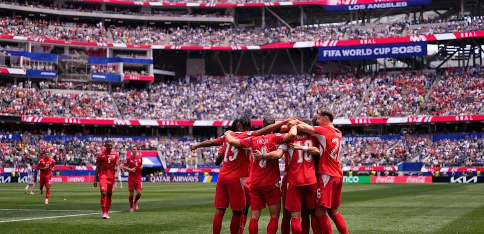 Canadá busca avanzar en la Copa Mundial y mantener su sede en Vancouver ante Suiza