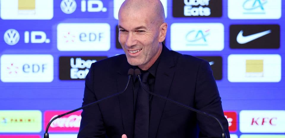 Raphael Varane revela qué esperar del nuevo estilo de Francia con Zidane