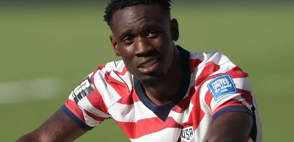 Expulsión de Folarin Balogun en el partido USMNT vs Bosnia y Herzegovina en el Mundial 2026