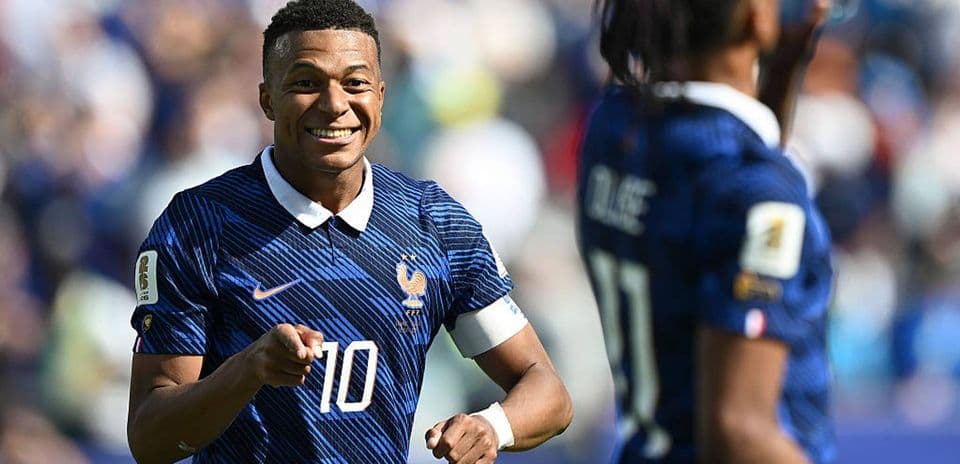 Calificaciones de jugadores de Francia ante Senegal: Mbappé brilla y rompe récords goleadores en la victoria