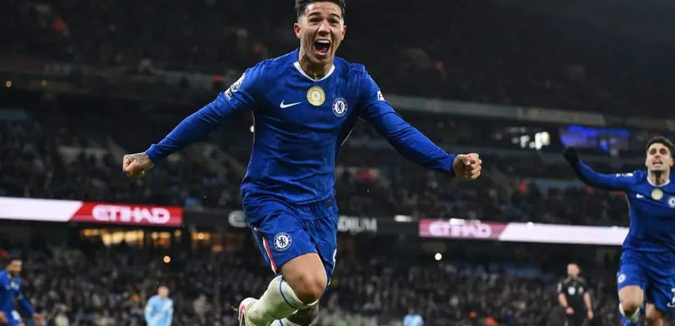 Chelsea fija plazo para que Manchester City pague £120 millones por Enzo Fernández
