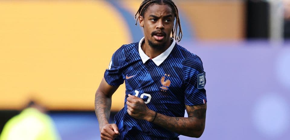 Liverpool prepara nueva oferta por Bradley Barcola tras movimientos del PSG que facilitan un traspaso de £145 millones