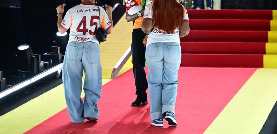 Novia embarazada de Victor Osimhen sufre un accidente automovilístico en Turquía