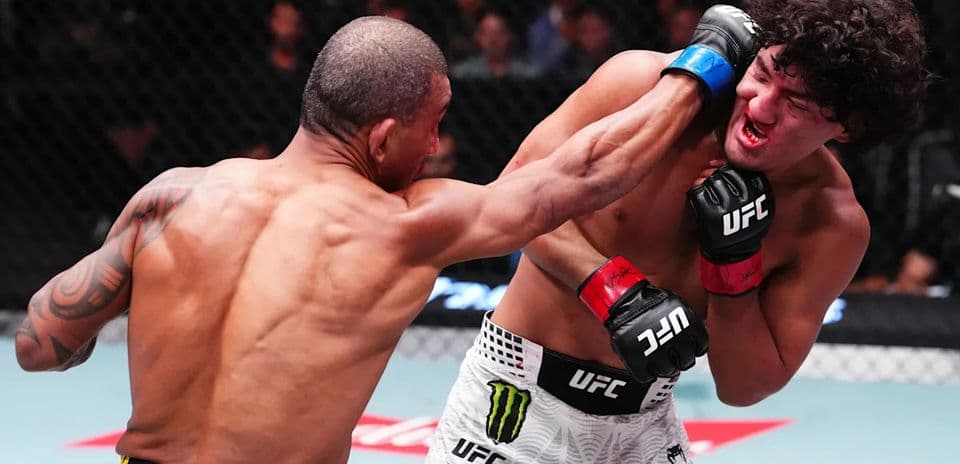 Raul Rosas Jr. recuerda el aterrador final de UFC Vegas 121 contra Raoni Barcelos: No sabía si había muerto