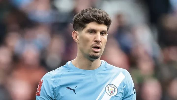 Juventus se suma a la puja por John Stones tras interés de Arsenal