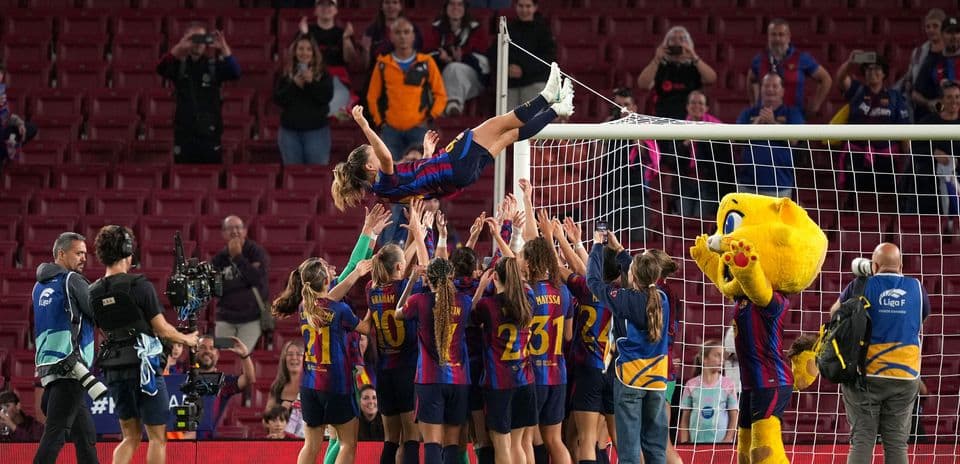 Claudia Pina brilla con cuatro goles en la histórica goleada del Barcelona sobre Real Madrid en El Clásico