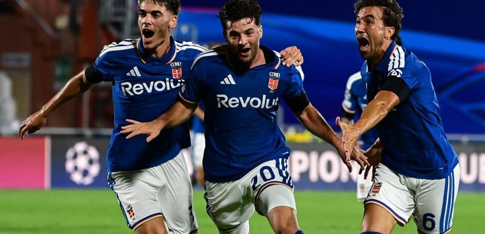 Debut Soñado para Como: El Equipo de Cesc Fàbregas Aplasta al RB Leipzig en la Champions League