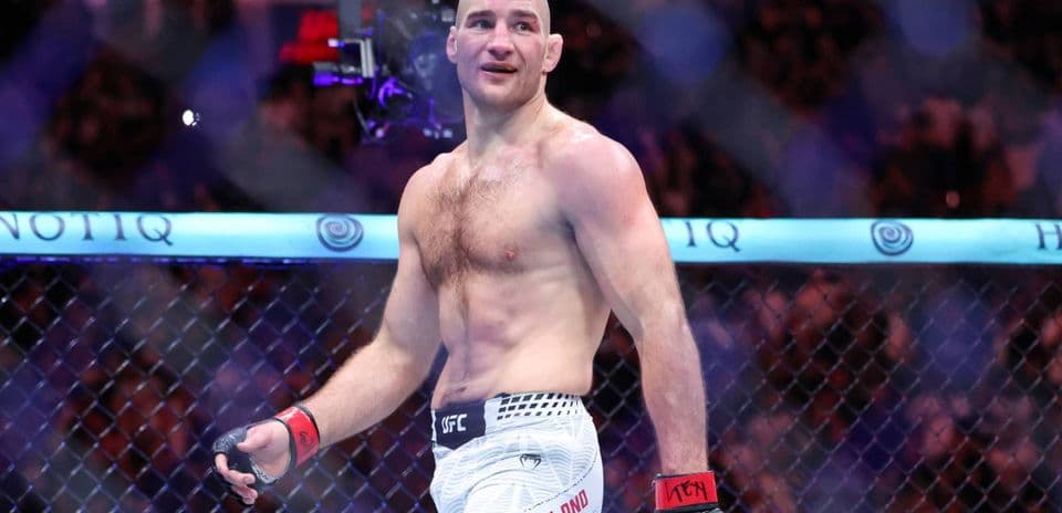 Sean Strickland Rechaza Pelea Principal en UFC 335 por Recorte Salarial Importante