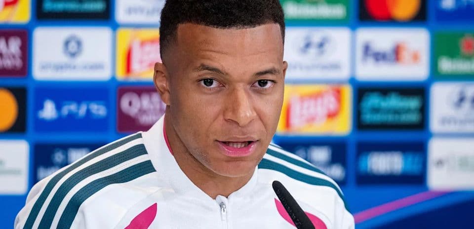 Kylian Mbappé: "Todos debemos mejorar en defensa y con el balón"