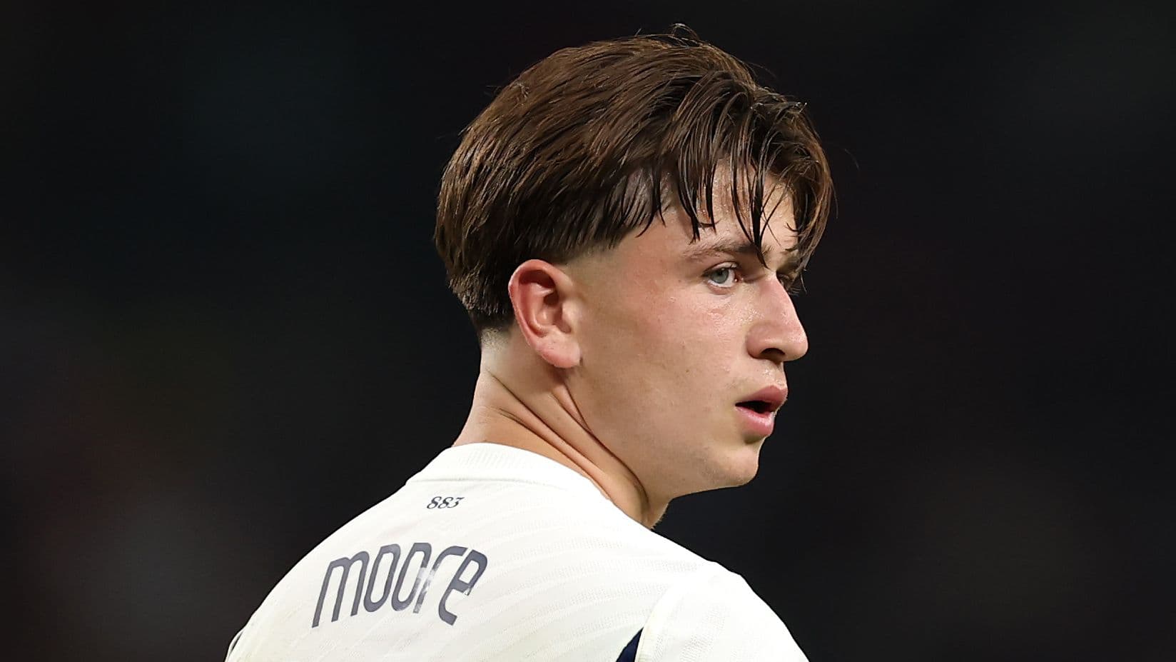 Mikey Moore se une al FC Köln cedido por Tottenham tras destacar en Rangers