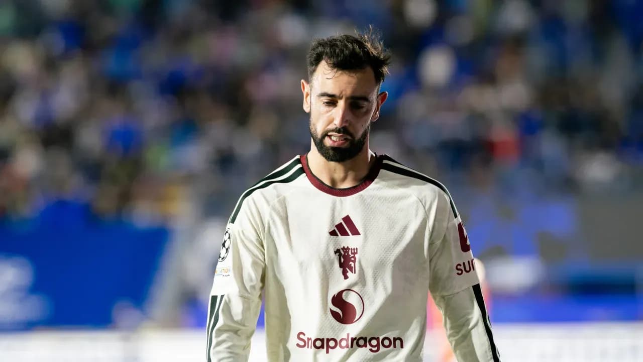 Bruno Fernandes cuestiona las tácticas de Michael Carrick tras la derrota del Manchester United contra Como