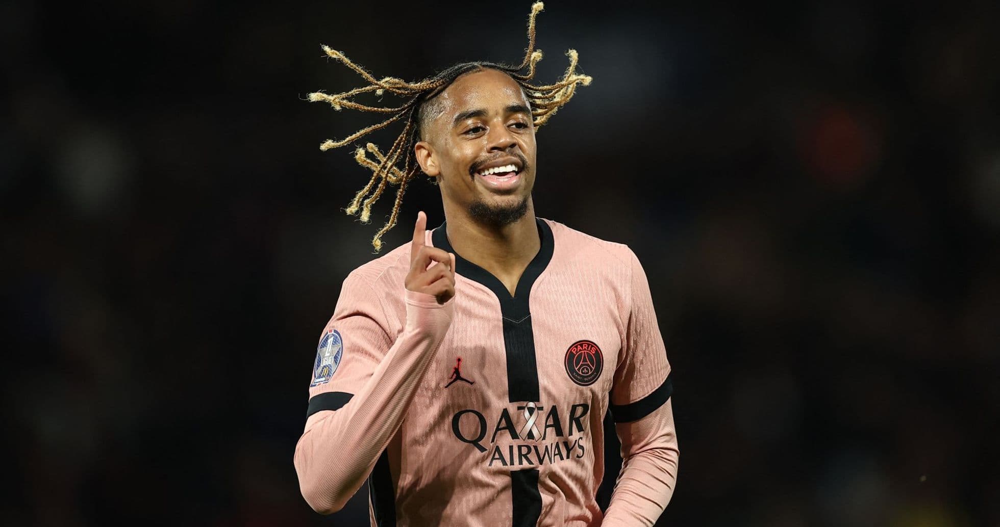 Luis Campos confirma que la ventana de transferencias del PSG sigue abierta pese al interés de Liverpool en Barcola y Mbaye