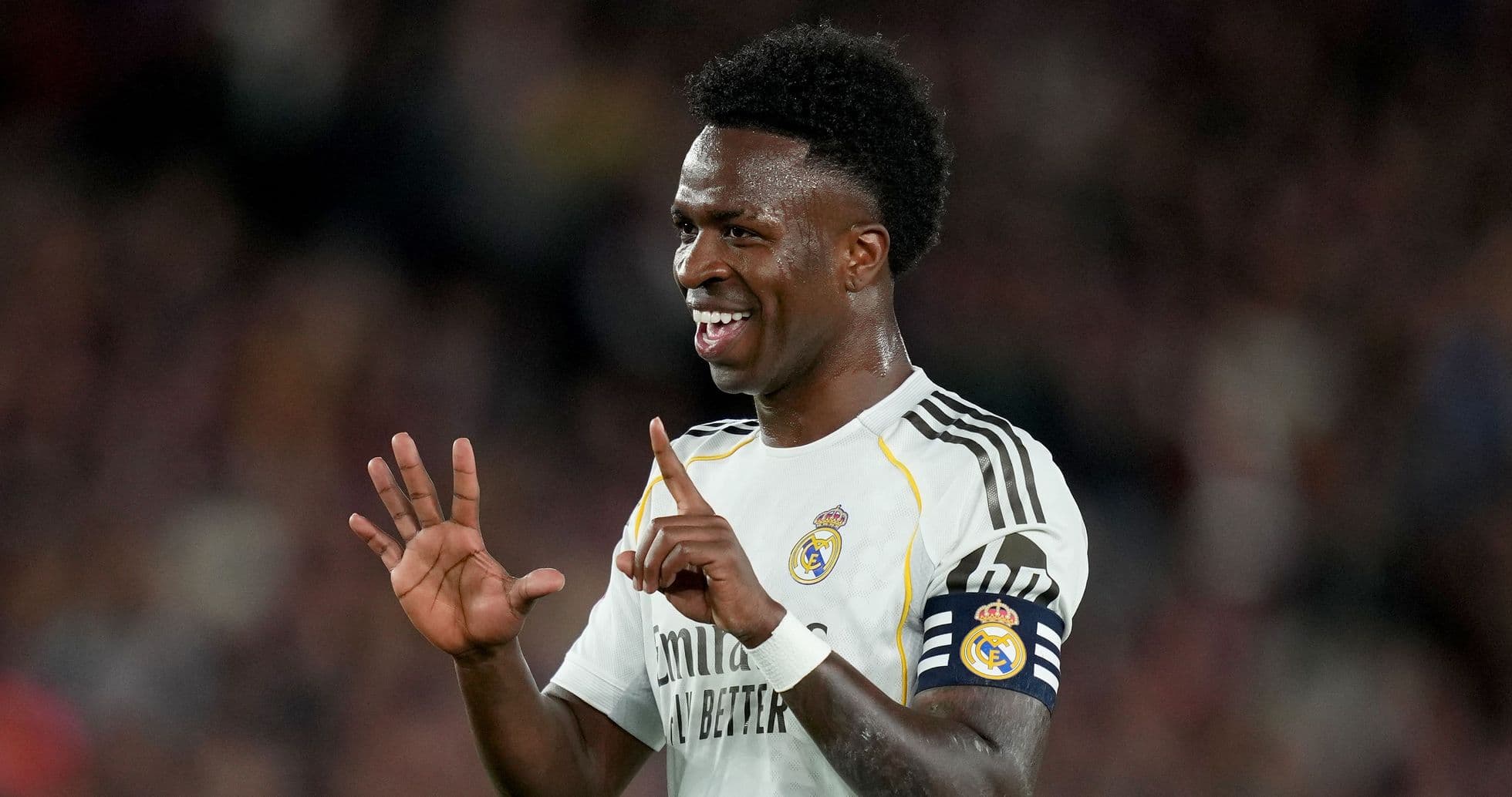 Vinicius Junior se queda en Real Madrid mientras Mourinho confía en él para un papel clave
