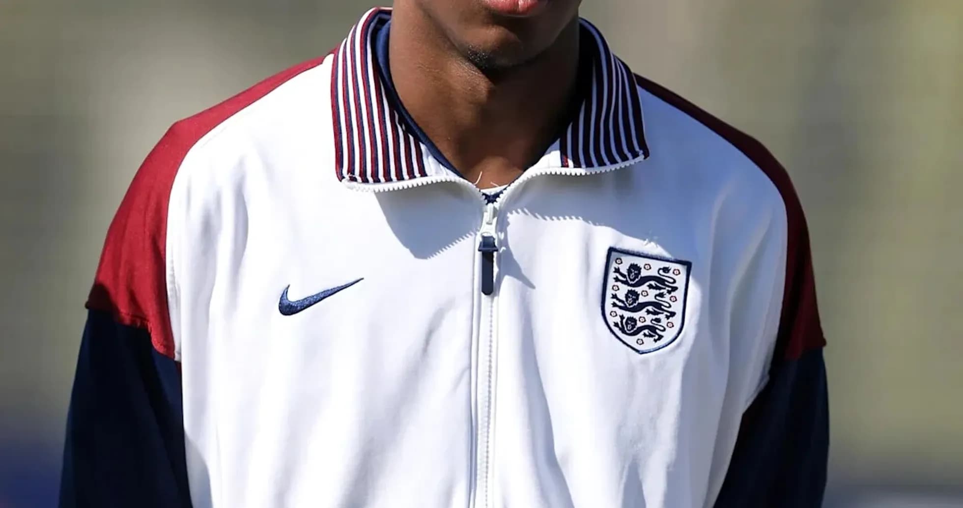 Jugador de Inglaterra en uniforme de entrenamiento Jugador de Inglaterra en uniforme de entrenamiento