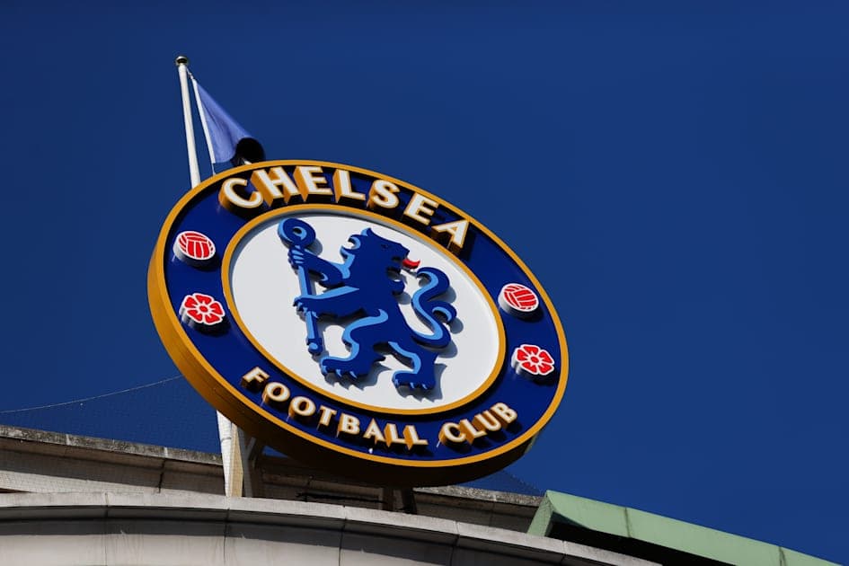 Escudo del Chelsea Football Club en el estadio Escudo del Chelsea Football Club en el estadio