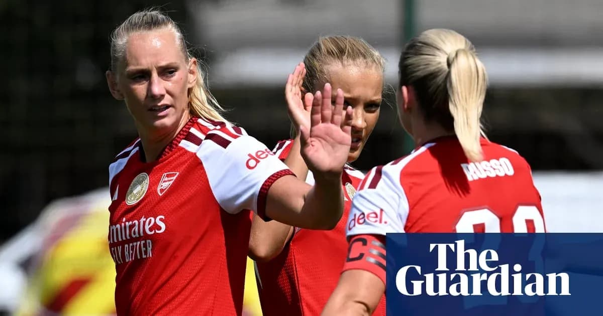 Jugadoras de Arsenal en sesión de entrenamiento Jugadoras de Arsenal en sesión de entrenamiento
