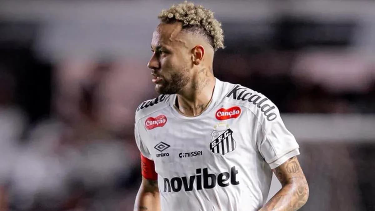 Neymar en partido de Santos contra Palmeiras Neymar en partido de Santos contra Palmeiras