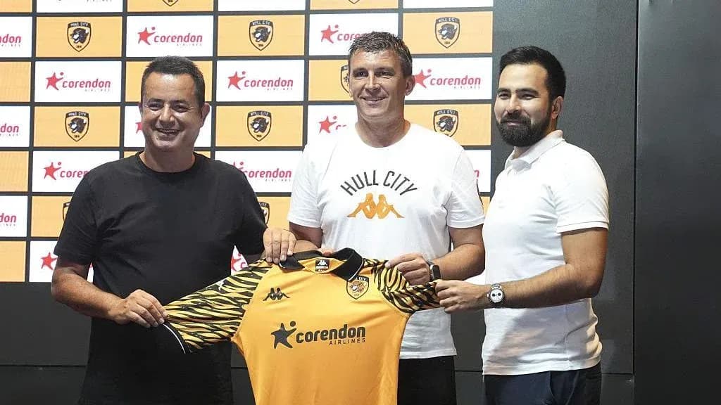 Presentación del nuevo entrenador de Hull City Presentación del nuevo entrenador de Hull City