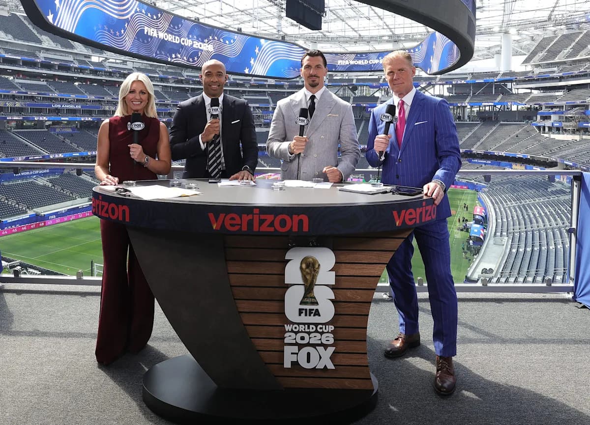 FIFA considera cambiar los derechos de transmisión del Mundial ante guerra de ofertas entre Disney y Netflix por 2 mil millones FIFA considera cambiar los derechos de transmisión del Mundial ante guerra de ofertas entre Disney y Netflix por 2 mil millones