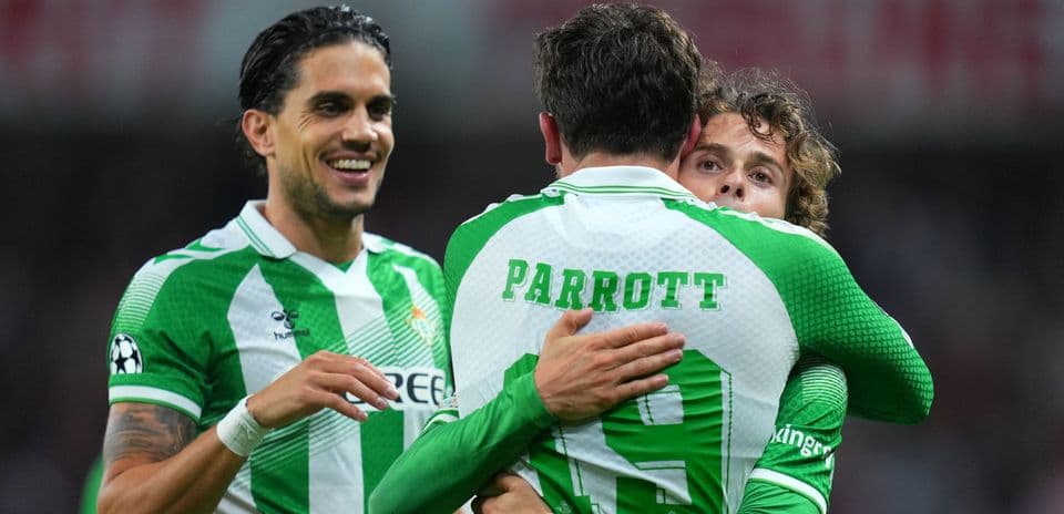 Troy Parrott lidera la remontada del Real Betis contra Lille mientras Ethan Mbappé recibe tarjeta roja en la Champions League Troy Parrott lidera la remontada del Real Betis contra Lille mientras Ethan Mbappé recibe tarjeta roja en la Champions League