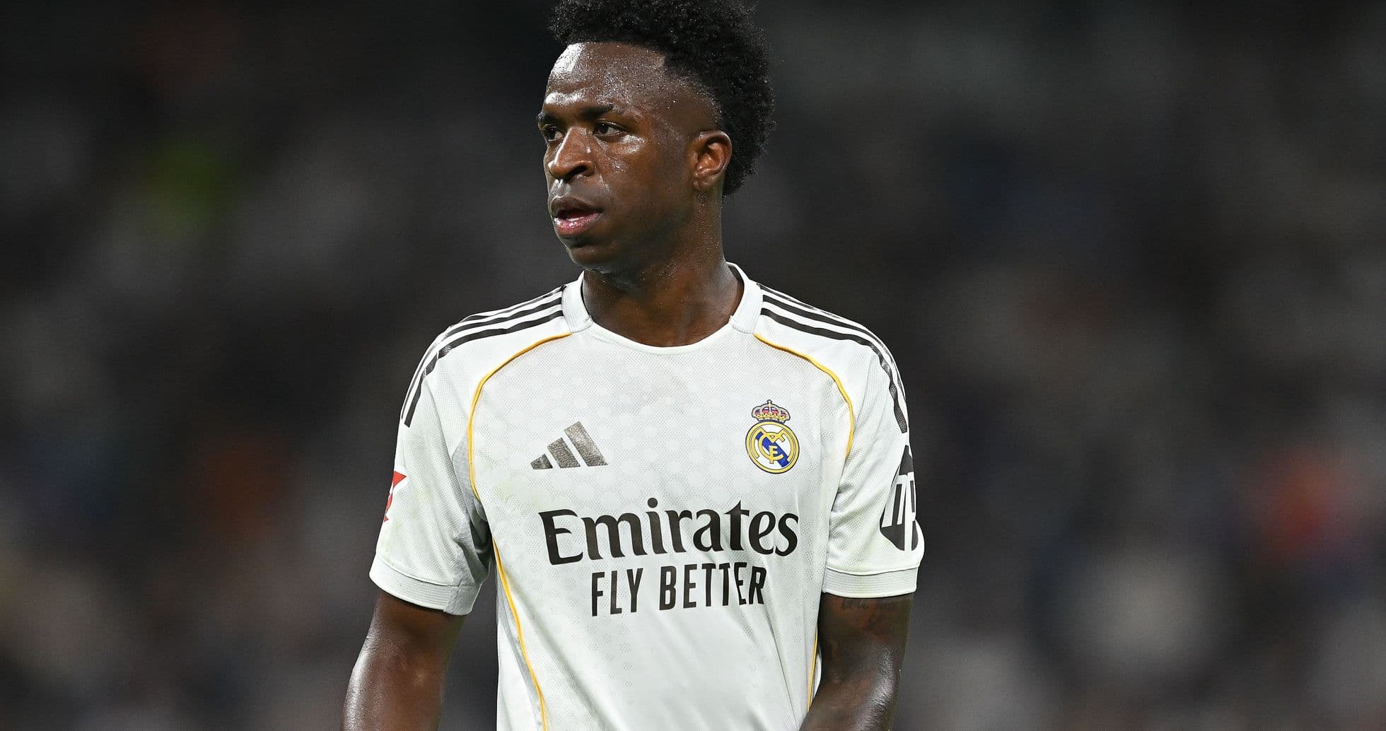 Vinicius Jr habla sobre su futuro en el Real Madrid y las conversaciones con Mourinho tras rumores de fichaje al Arsenal Vinicius Jr habla sobre su futuro en el Real Madrid y las conversaciones con Mourinho tras rumores de fichaje al Arsenal