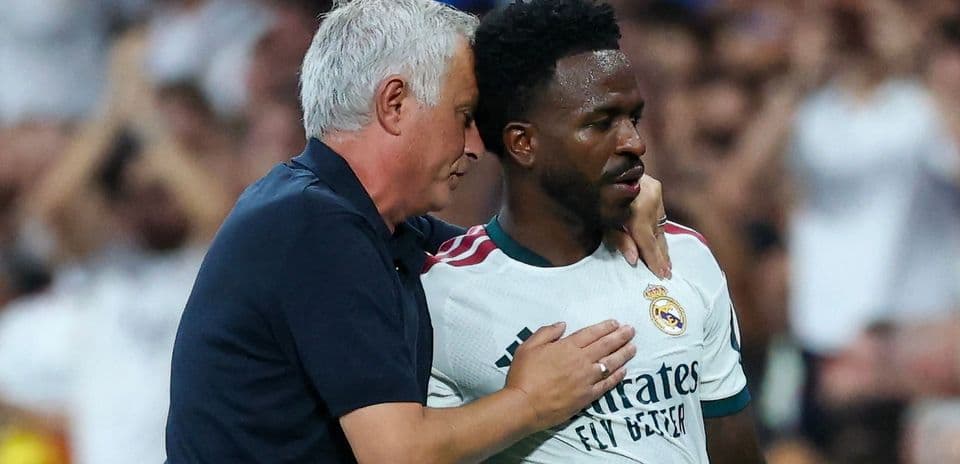 José Mourinho defiende a Vinicius Junior tras silbidos en victoria del Real Madrid sobre Inter José Mourinho defiende a Vinicius Junior tras silbidos en victoria del Real Madrid sobre Inter
