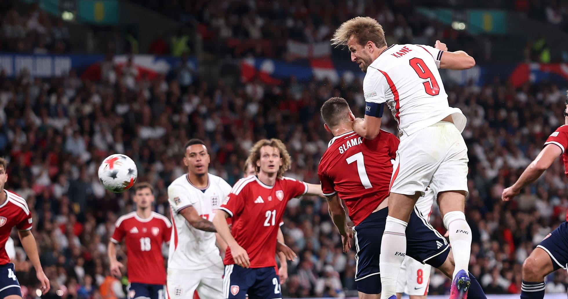 Harry Kane celebra doblete histórico y récord en Wembley tras victoria de Inglaterra Harry Kane celebra doblete histórico y récord en Wembley tras victoria de Inglaterra